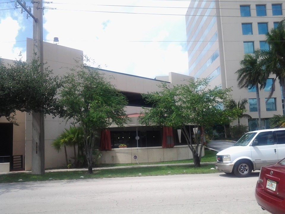 Restaurant El Patio 700 S Royal Poinciana Blvd, Miami Springs
