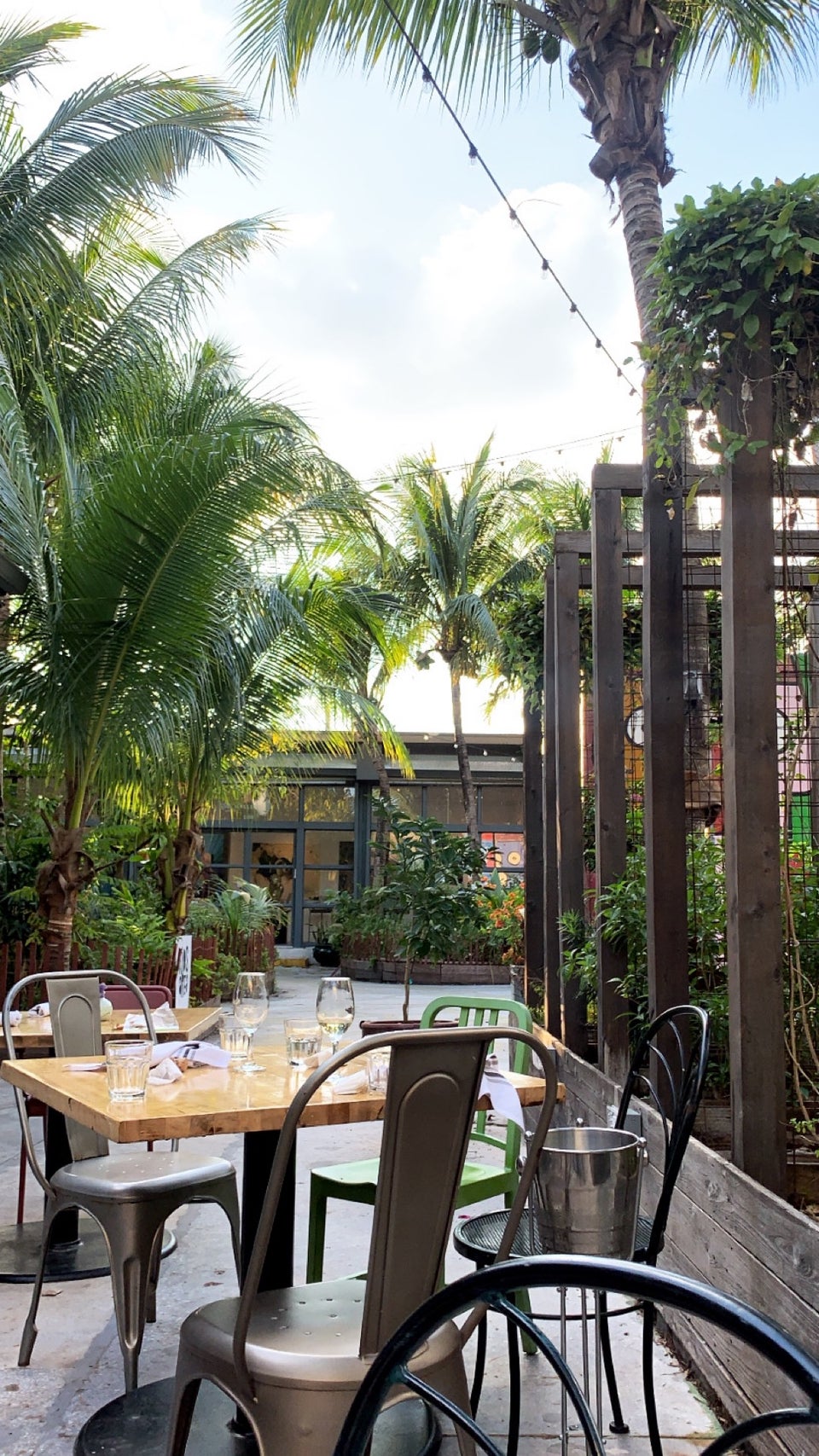 IRONSIDE PIZZA 7580 NE 4th Ct, Miami