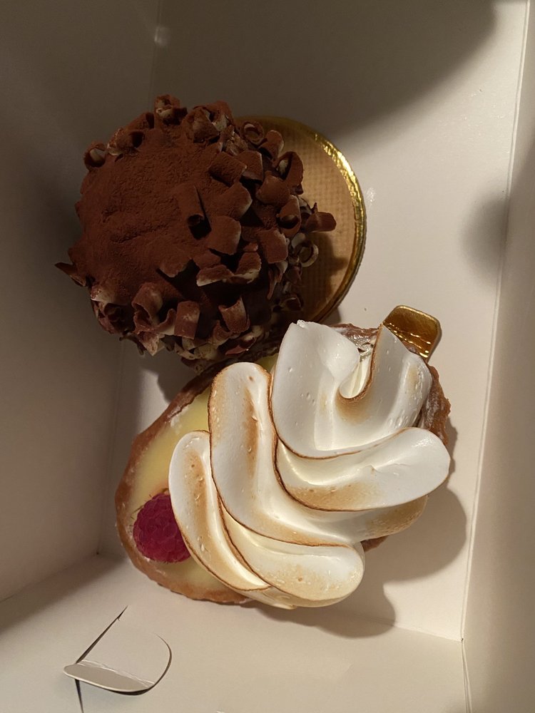 Bonjour French Bakery & Cafe 16650 SW 88th St, Miami