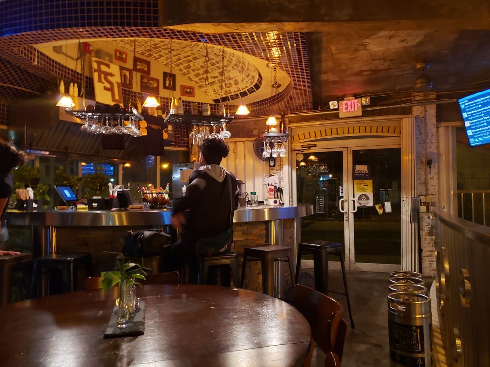 EDUKOS Beer House 1701 W Flagler St #101, Miami