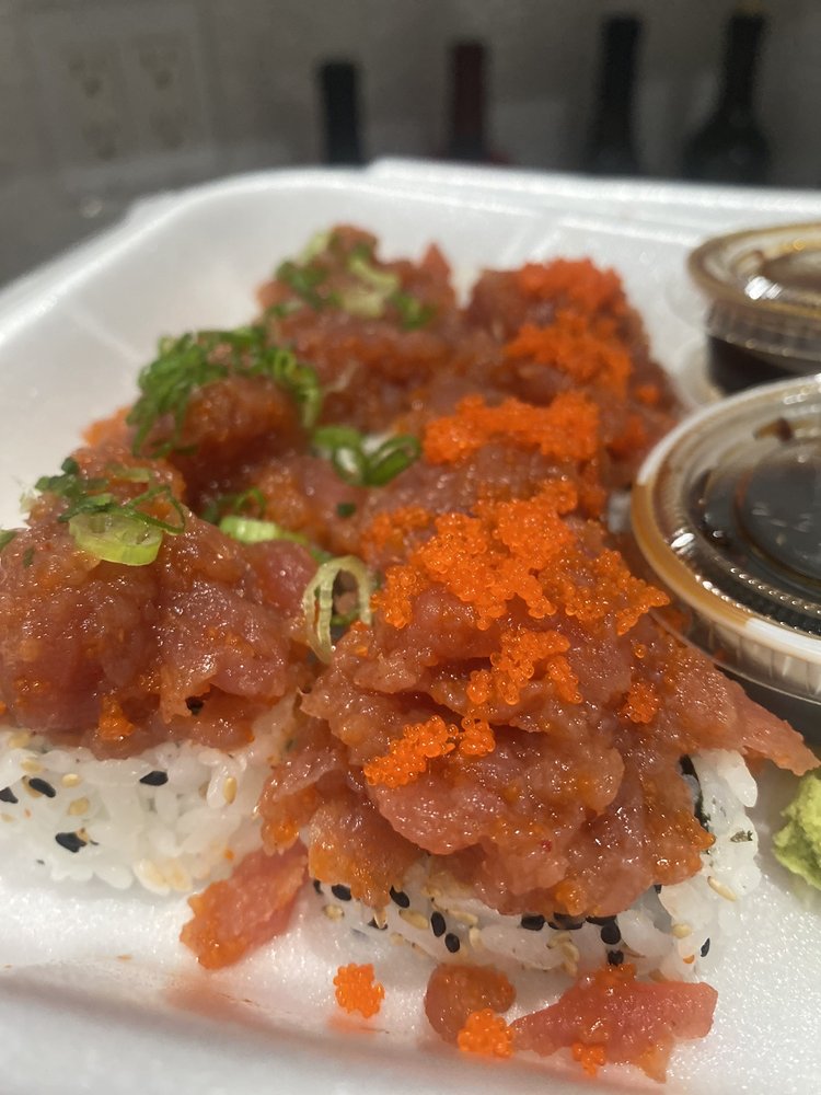 Sushi Lico 15896 SW 137th Ave, Miami