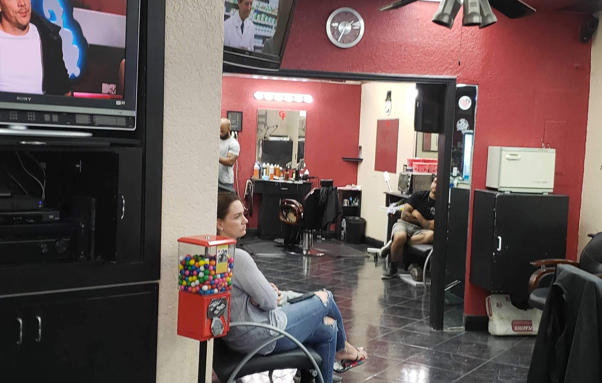 The Original Clippers Barbershop Kendall