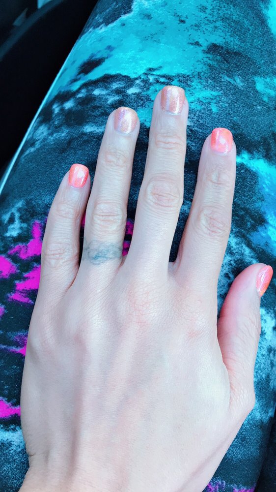 Paradise Nail & Spa 12889 US-98 #106a, Miramar Beach