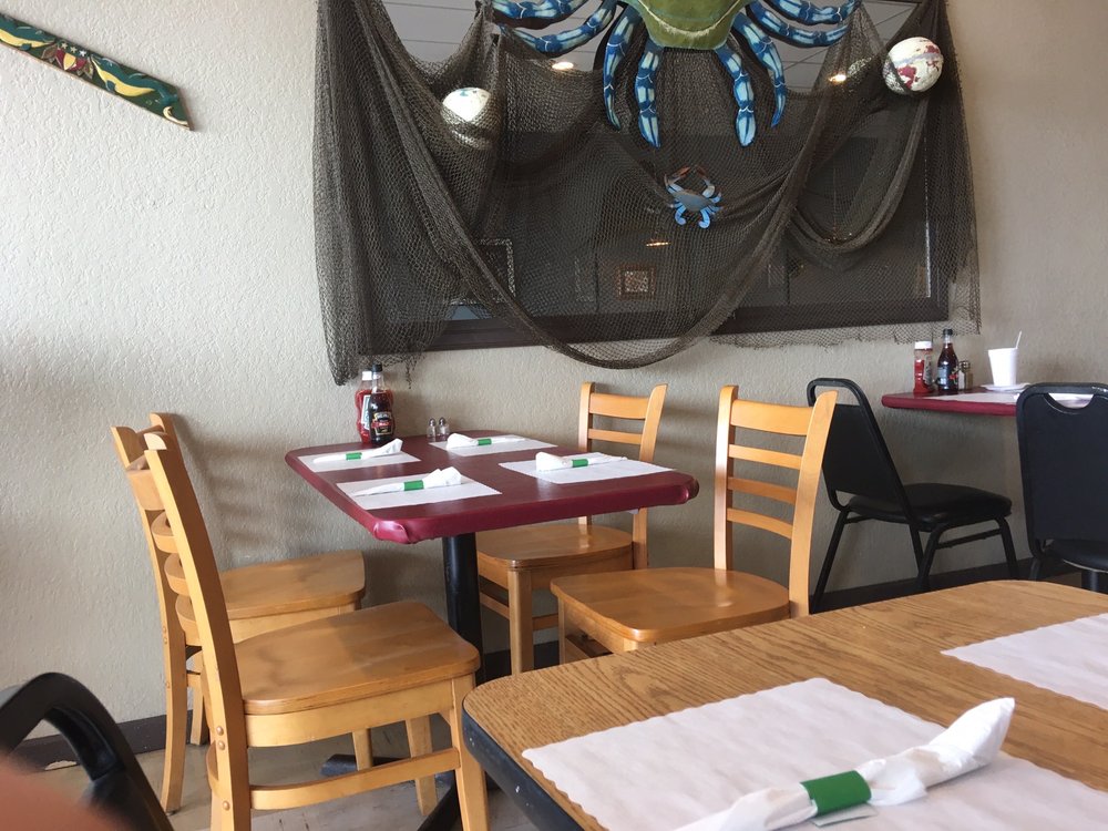 Whale's Tale Fish House 2720 W Old US Hwy 441, Mt Dora
