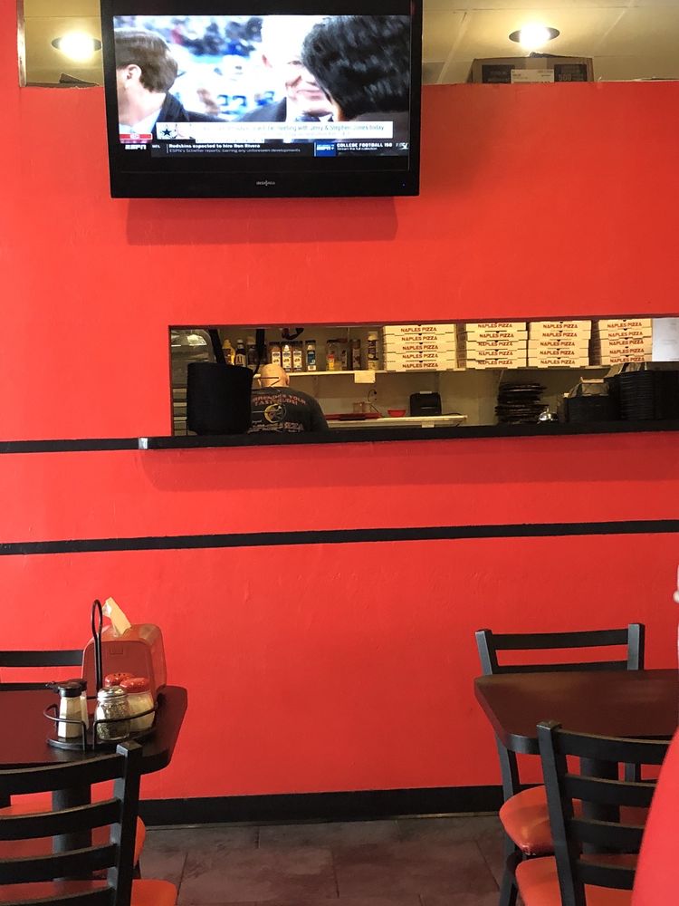 Naples Pizza 7087 Radio Rd, Naples