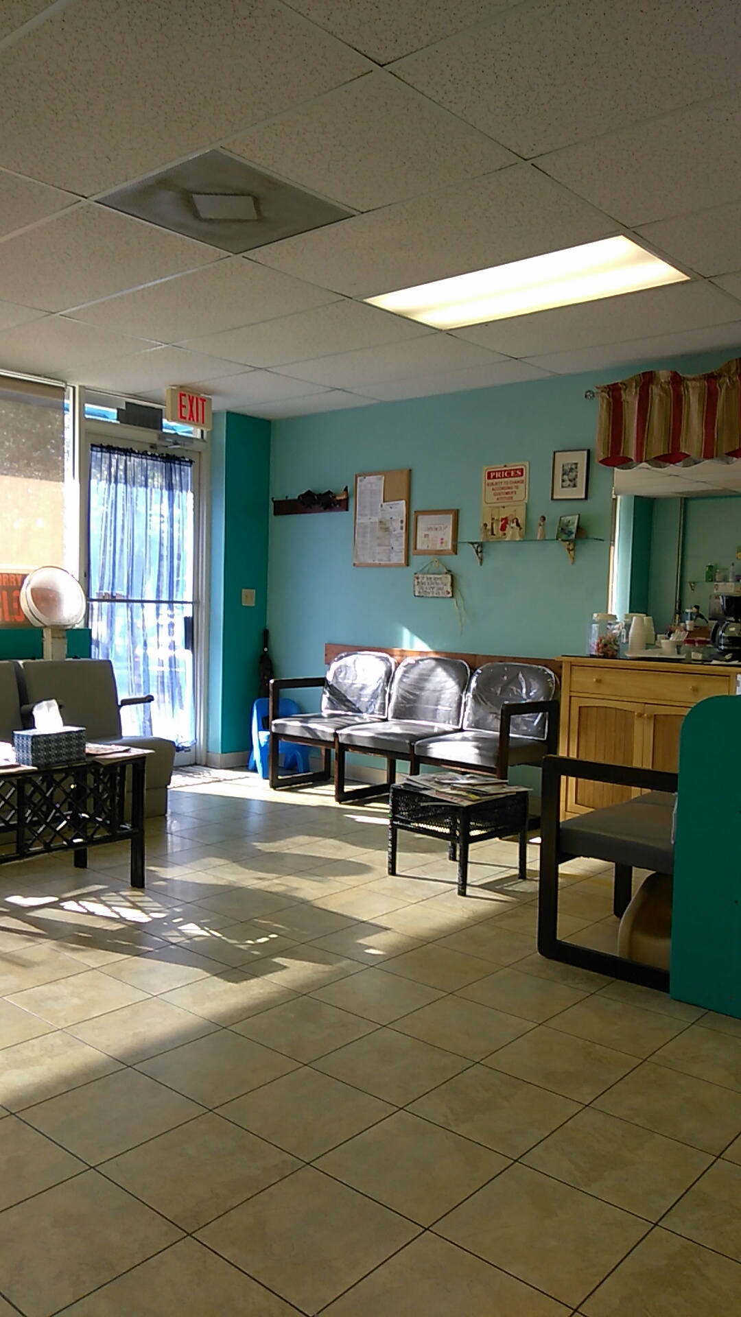 Cristi's snip & style @ cuts by us