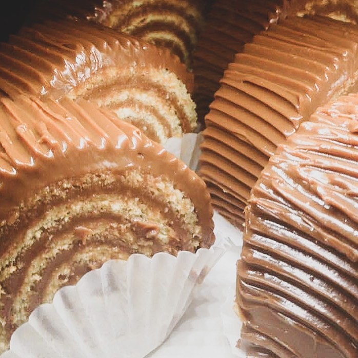 El Rinconcito Argentino Bakery 1839 NE 185th St, North Miami Beach