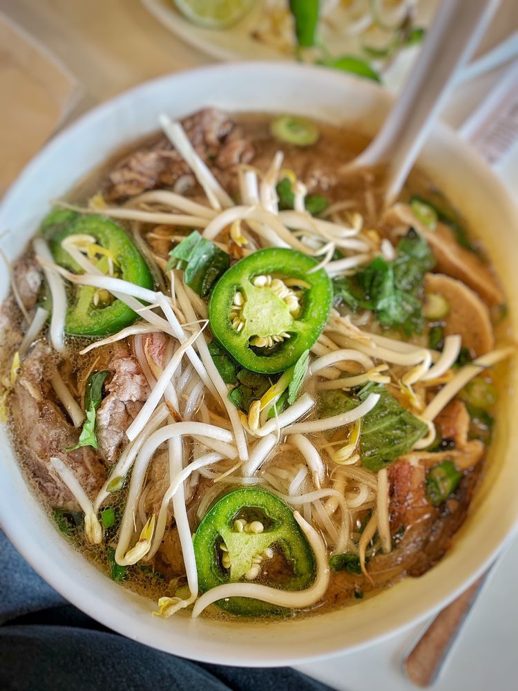 Pho Mi 2Go 17010 W Dixie Hwy, North Miami Beach
