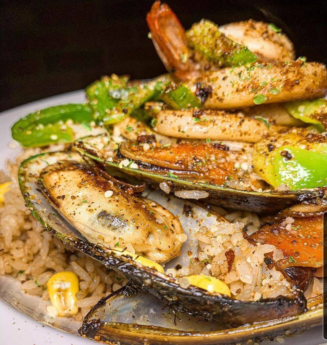 Surf Cajun Seafood 375 NE 167th St, North Miami Beach