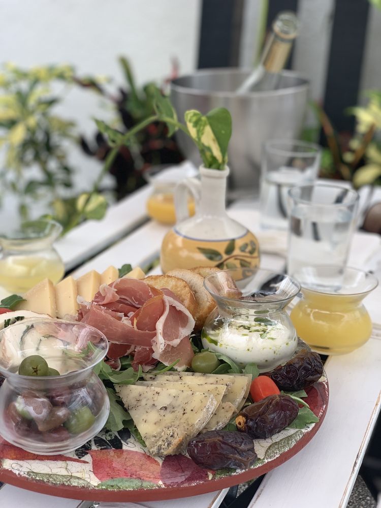 Mimmo's Mozzarella Italian Market , Cafe & Cheese Factory 475 NE 123rd St, North Miami