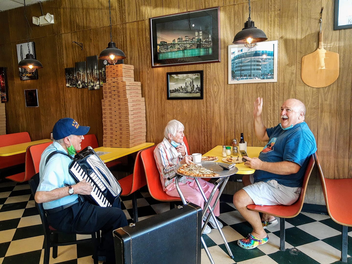 Lorito's Italian Kitchen 1801 E Silver Springs Blvd, Ocala