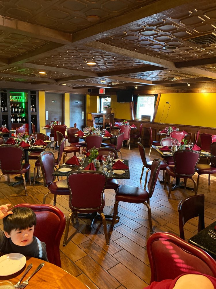 Fiore's Cafe 2327 S Pine Ave, Ocala