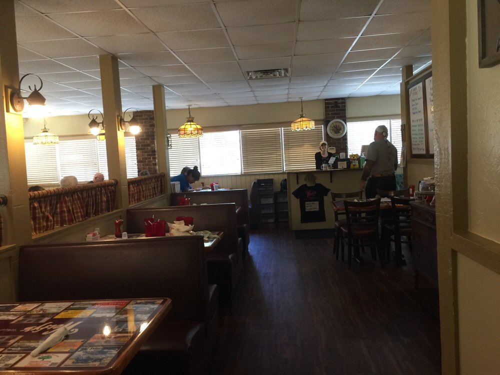 Wolfy's Restaurant 2159 E Silver Springs Blvd, Ocala