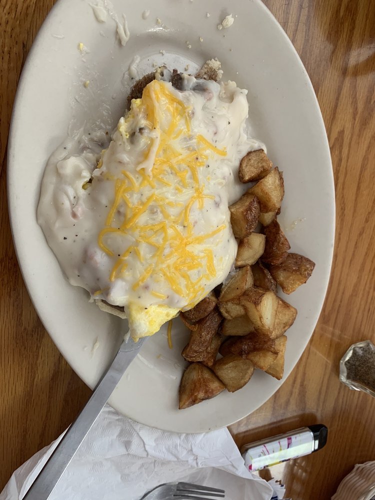 Darrell's Dog Gone Good Diner 7578 SE Maricamp Rd, Ocala