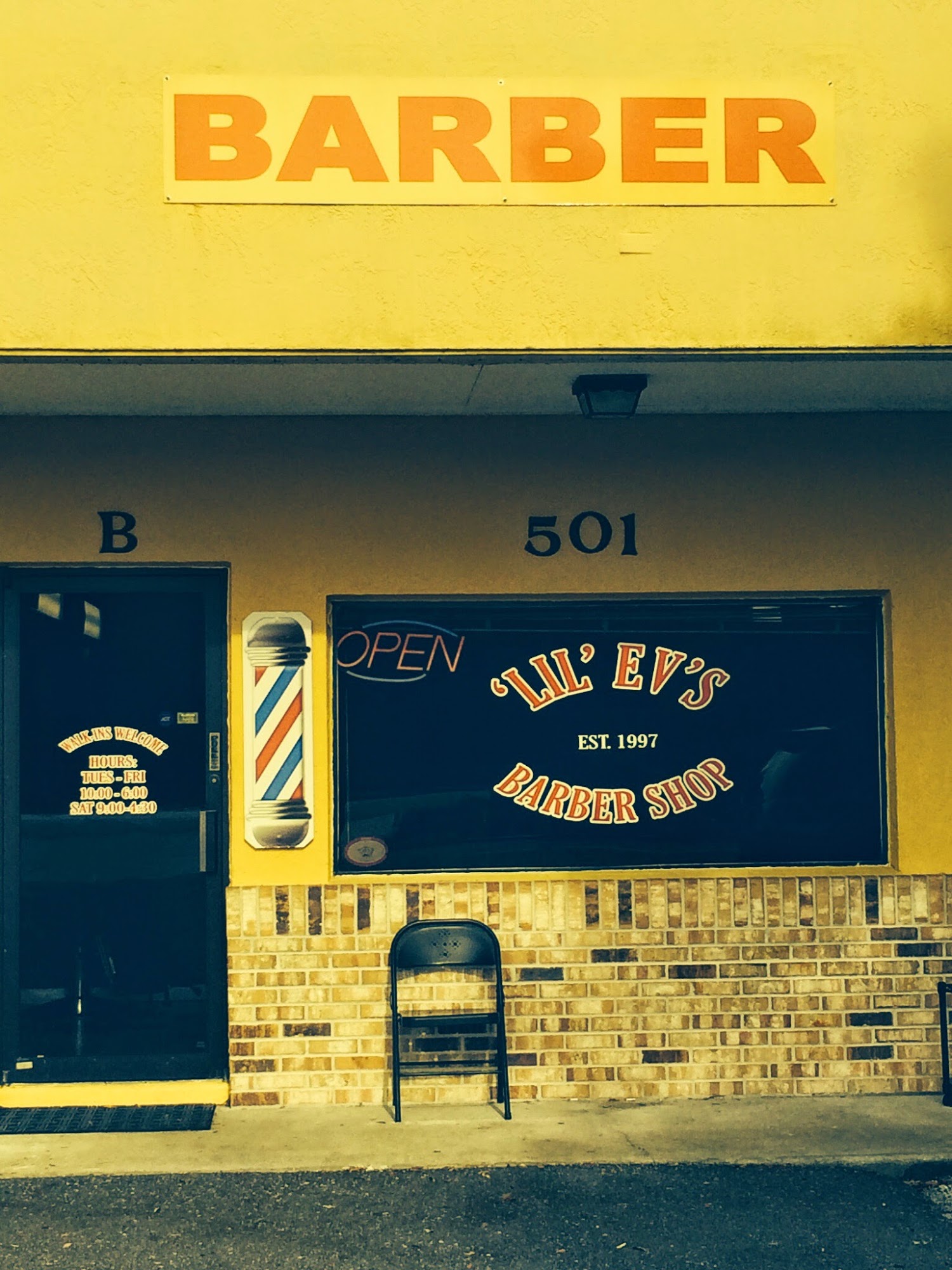 Li'l Ev's Barber Shop