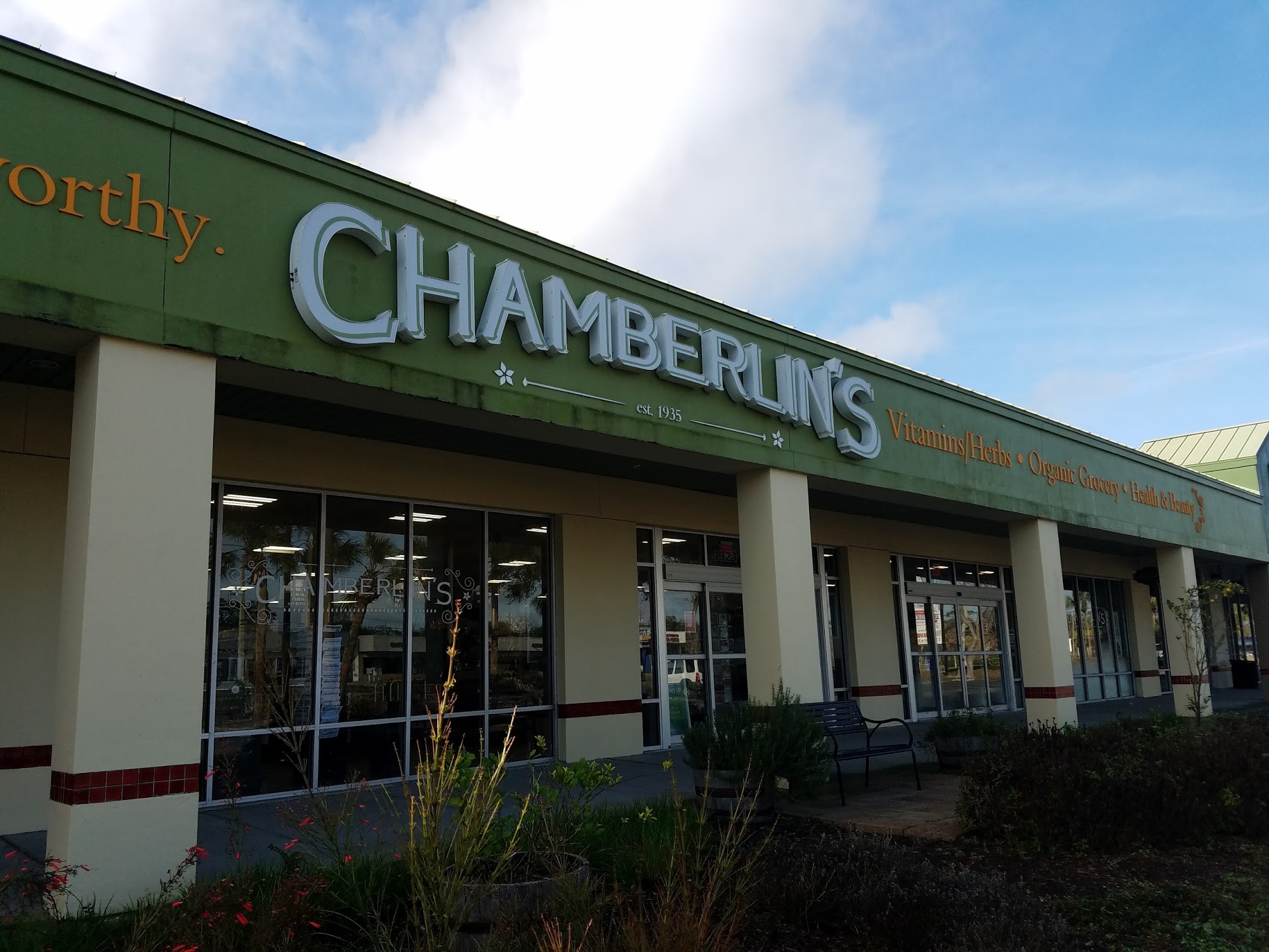 Chamberlin's Natural Foods