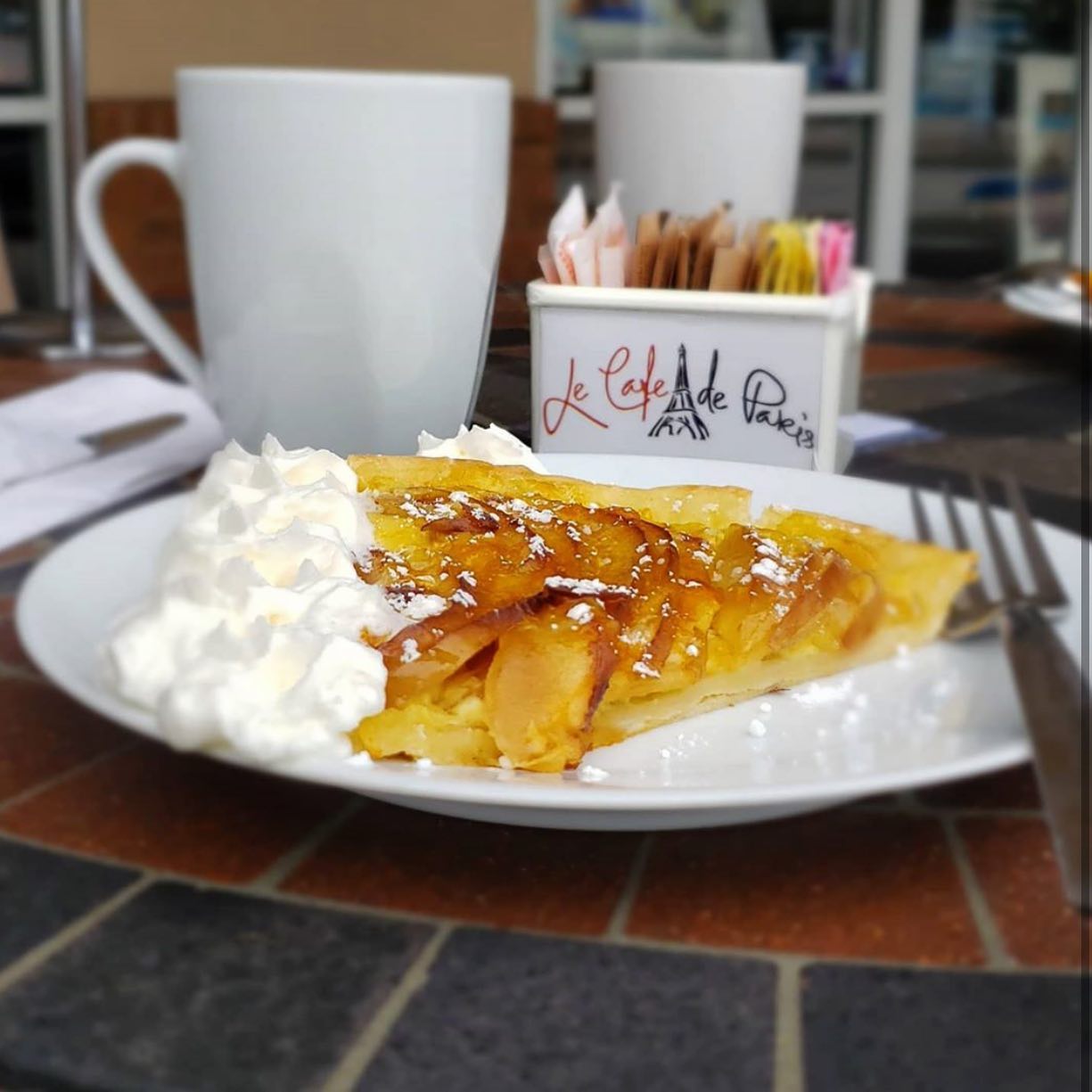 Le Cafe De Paris 5170 Dr Phillips Blvd, Orlando