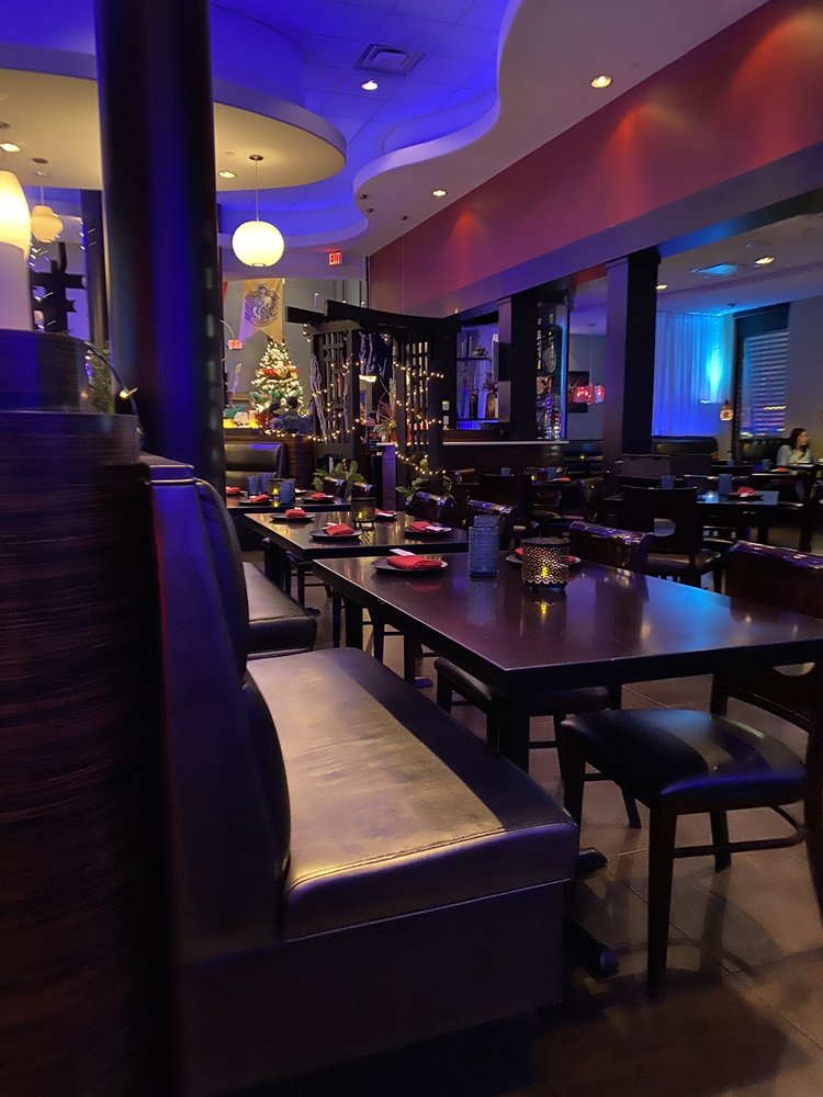 Kobe Japanese Steakhouse - I-Drive 8148 International Dr, Orlando