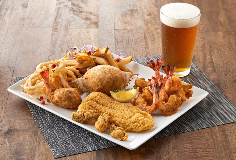 Landry's Seafood House 8800 Vineland Ave, Orlando