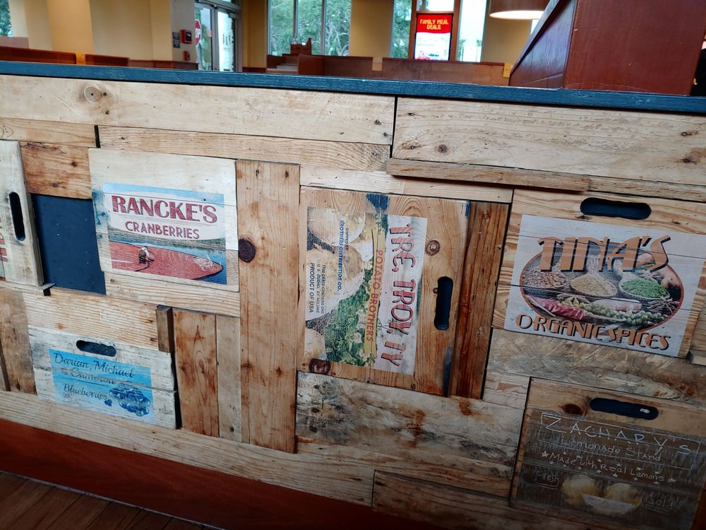 PDQ Restaurant 11211 Pines Blvd, Pembroke Pines