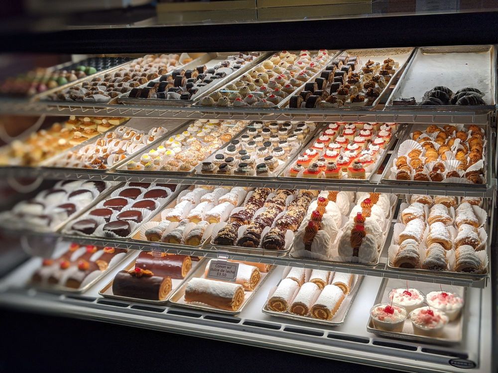 Buenos Aires Bakery & Cafe 2208 N Flamingo Rd, Pembroke Pines