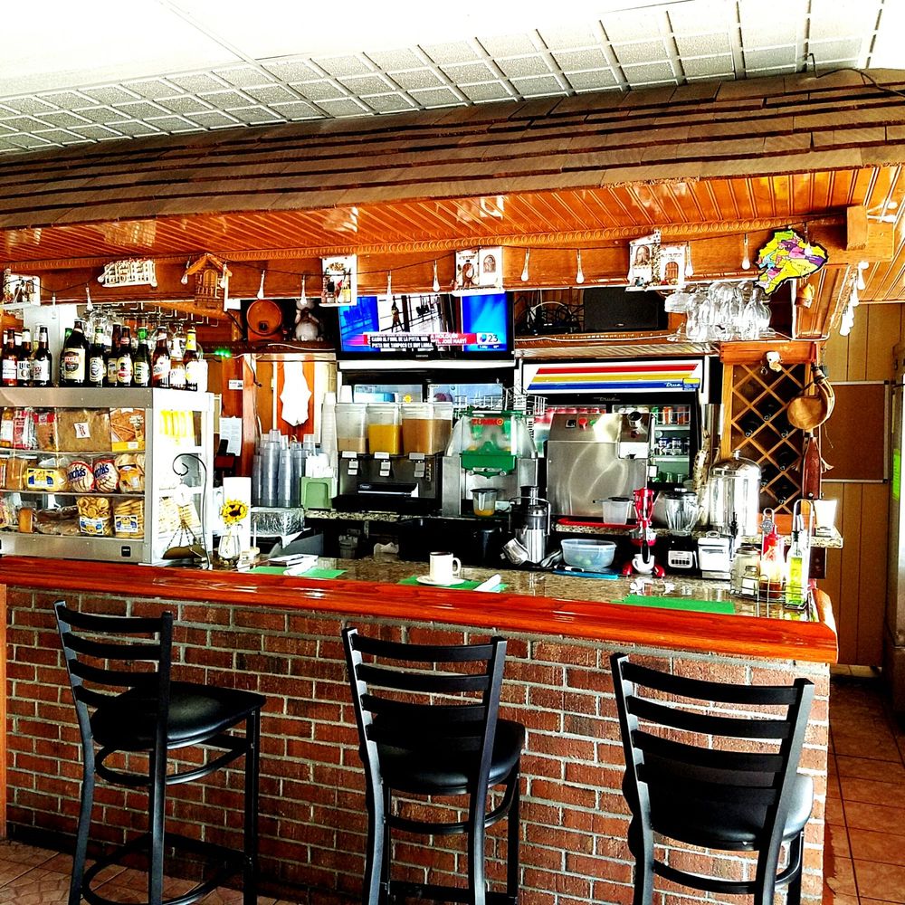 El Tipico Guanaco 7100 Pines Blvd, Pembroke Pines