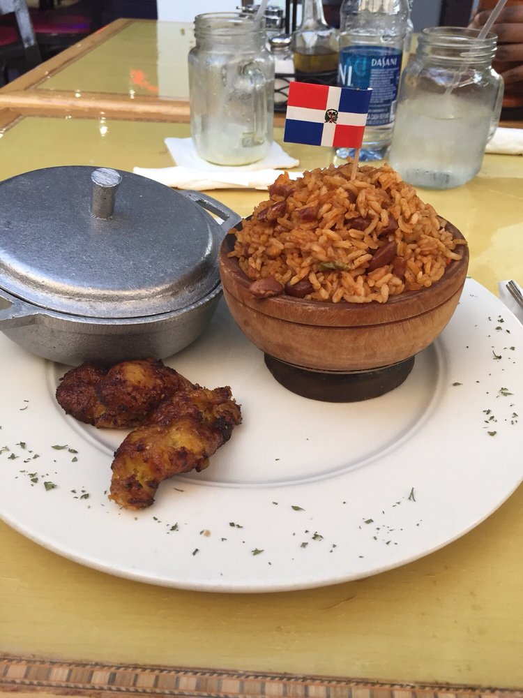 Puritas Restaurant 7817 Pines Blvd, Pembroke Pines