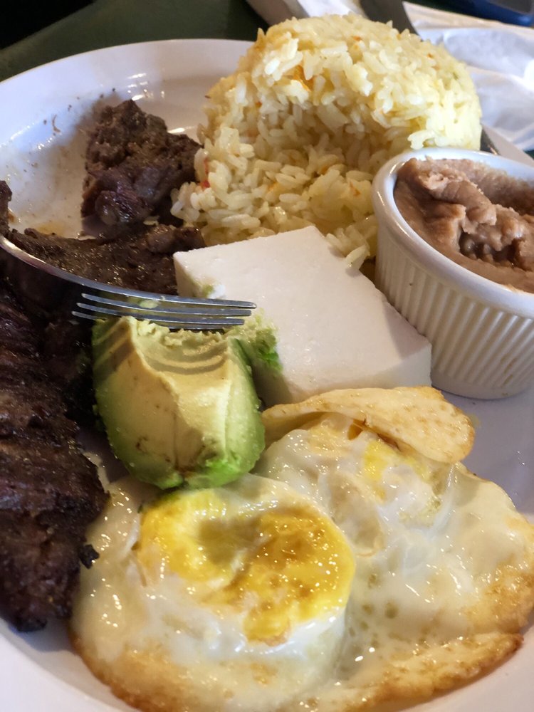 El Triunfo Salvadorian Cuisine 9157 Taft St, Pembroke Pines