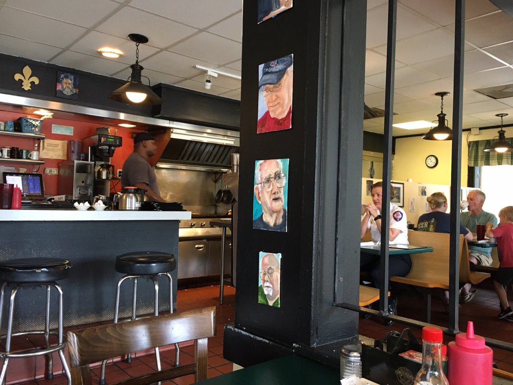 CJ'S Kitchen & Grille 2100 W Garden St, Pensacola
