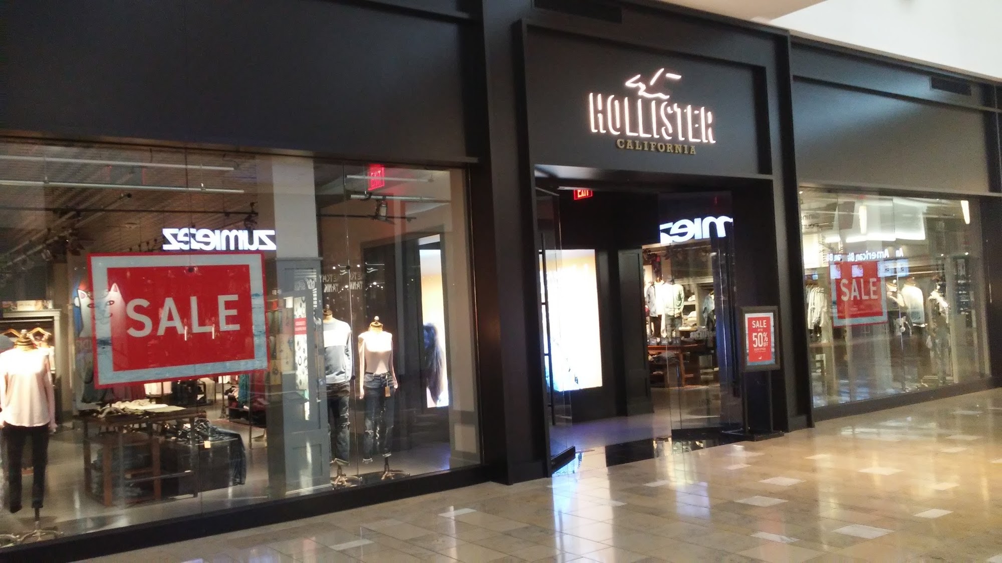 Hollister Co.