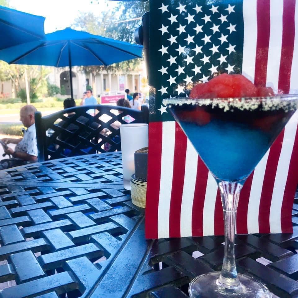 Parkshore Grill 300 Beach Dr NE #104, St. Petersburg