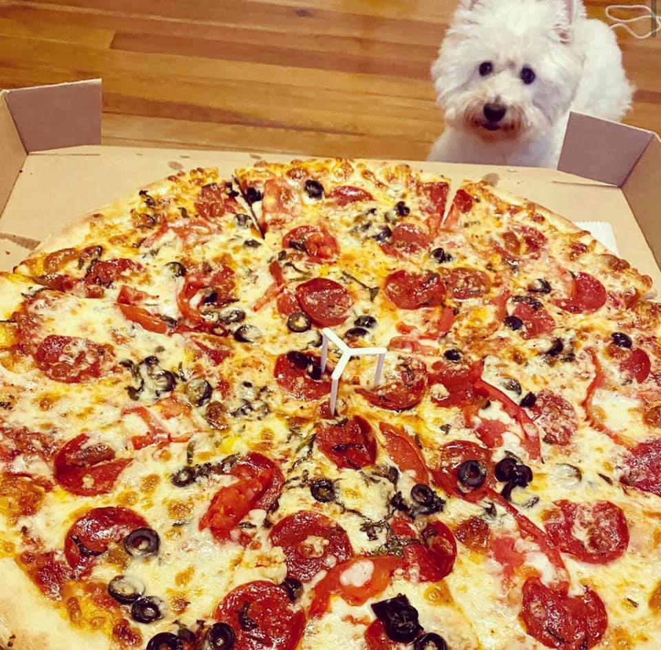 Joey Brooklyn's Famous Pizza Kitchen 210 1st Ave N, St. Petersburg