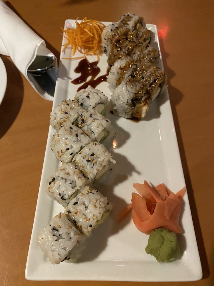 Lanna Thai and Sushi Restaurant 4871 Park St N, St. Petersburg