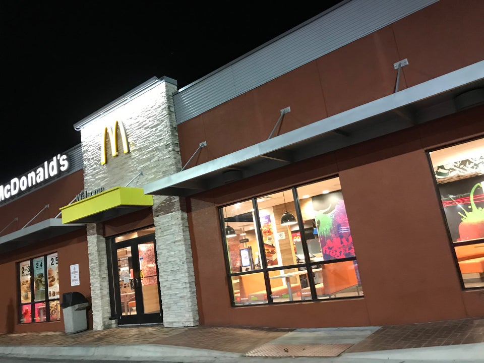 McDonald's 925 62nd Ave N, St. Petersburg