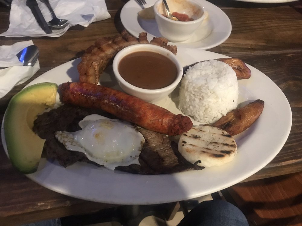 Mi Carreta Restaurant and Bakery 2705 54th Ave N #14, St. Petersburg