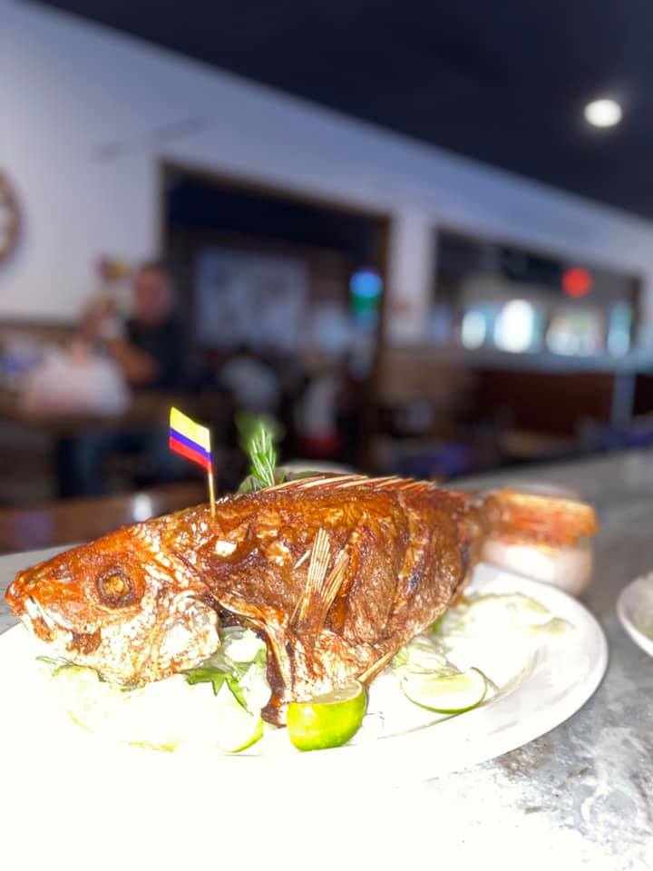 Mi Carreta Restaurant and Bakery 2705 54th Ave N #14, St. Petersburg