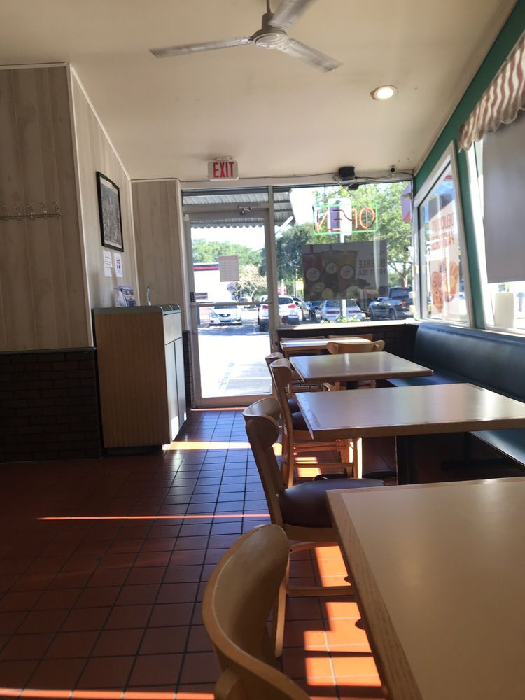 Fray's Donut House 5236 16th St N, St. Petersburg