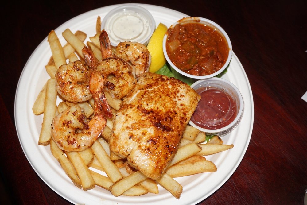 The Old Salty Dog Siesta Key 5023 Ocean Blvd, Sarasota
