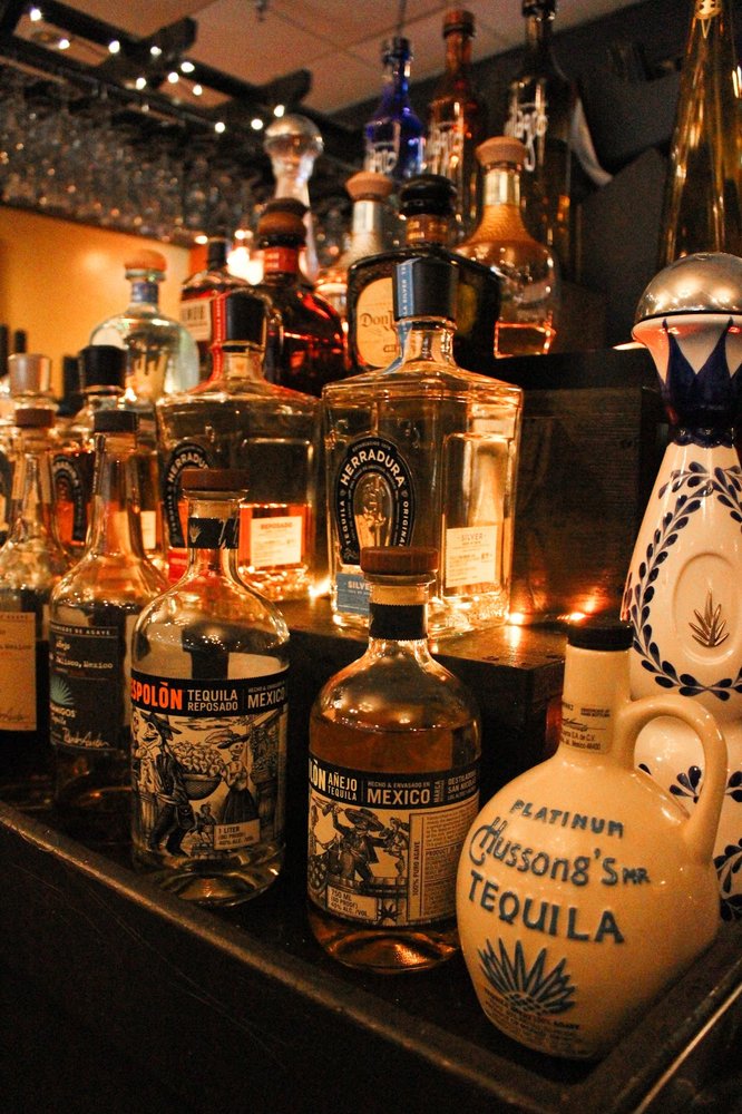 Mr. Tequila Authentic Mexican Restaurant 3969 Cattlemen Rd #140, Sarasota