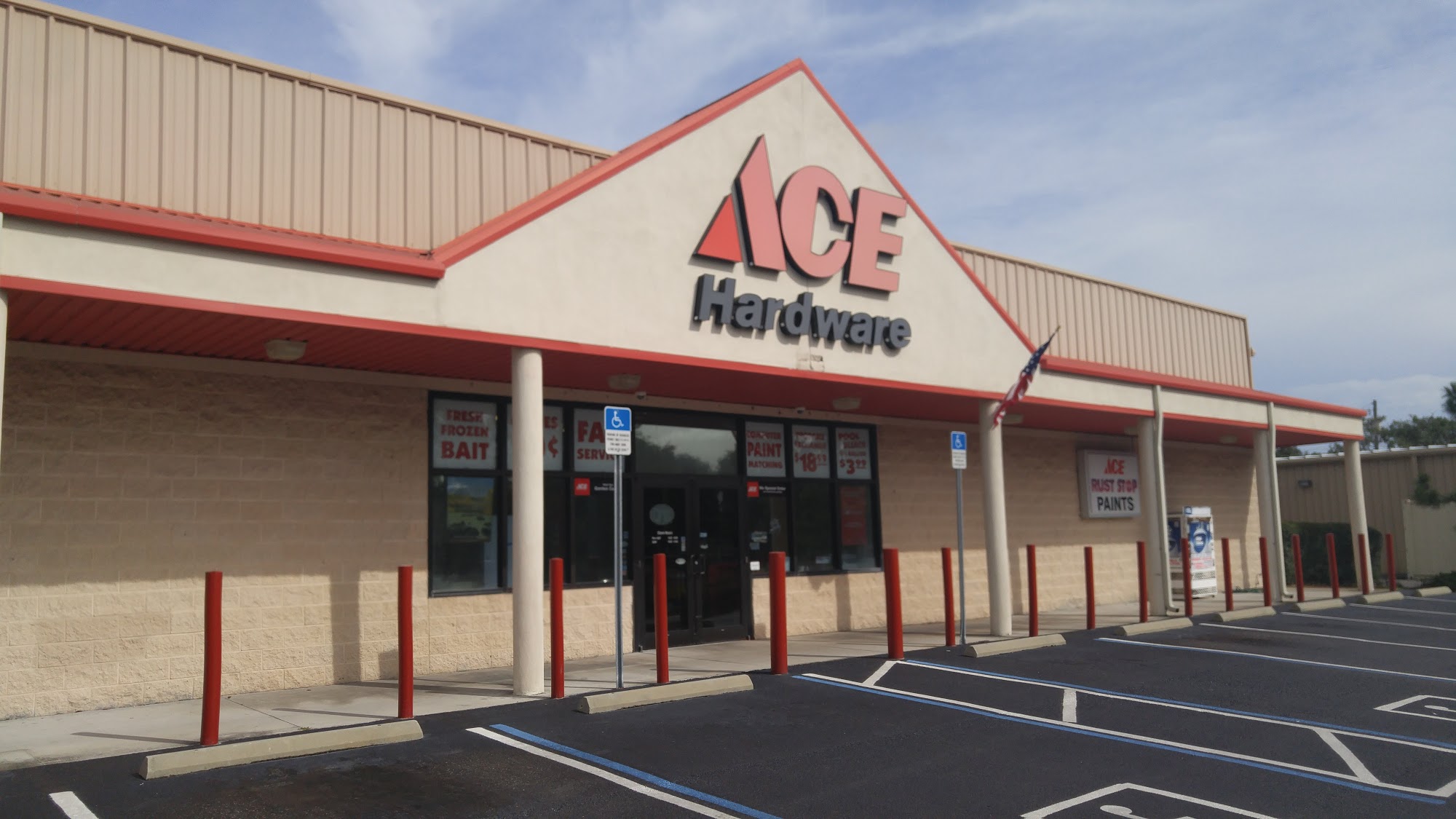 Oakhurst Ace Hardware