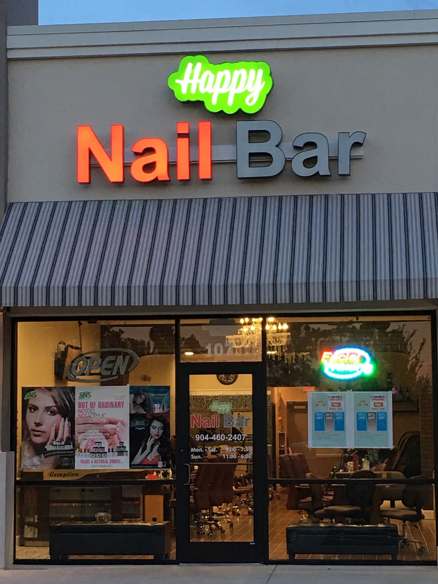 Happy Nails Bar