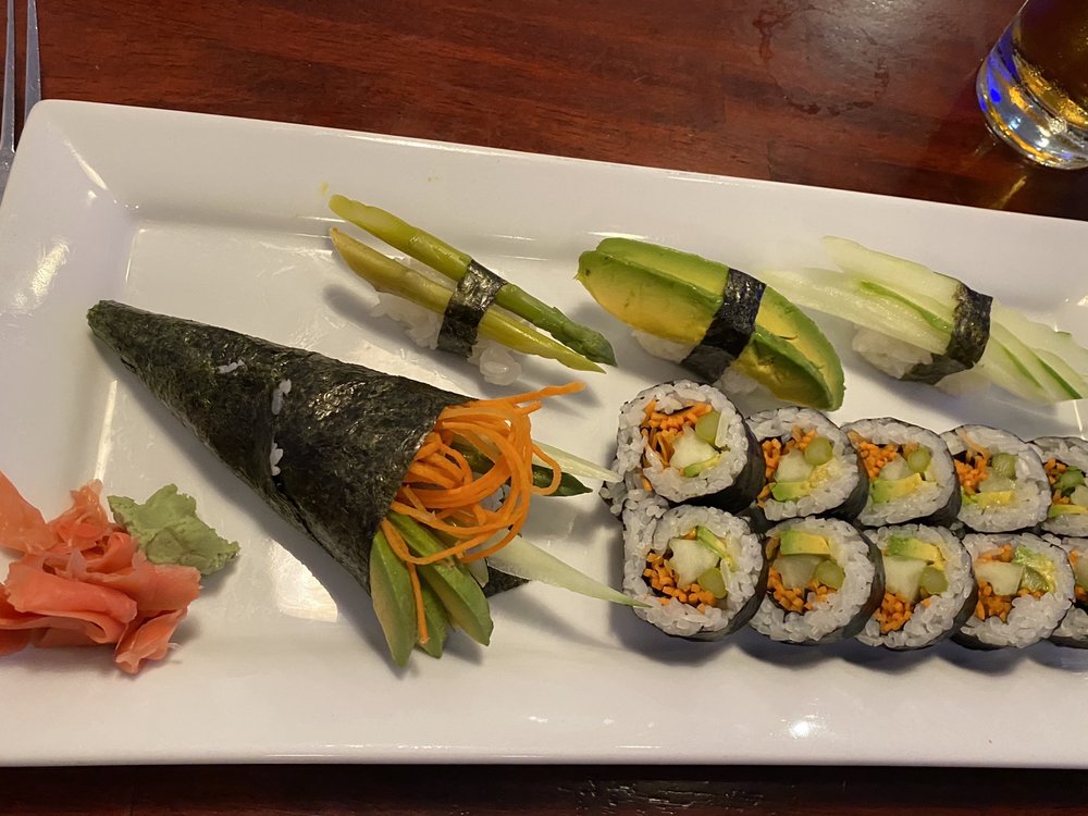 Baitong Thai & Sushi Restaurant 3915 A1A S #101, St. Augustine
