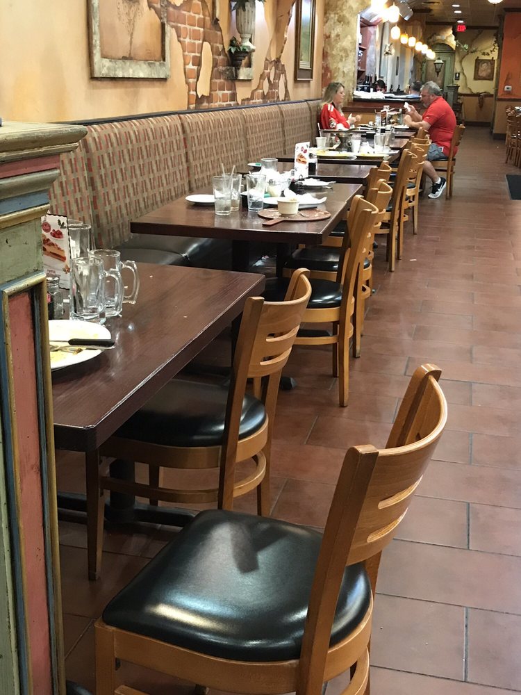 Sal's Italian Ristorante 13875 W Sunrise Blvd, Sunrise
