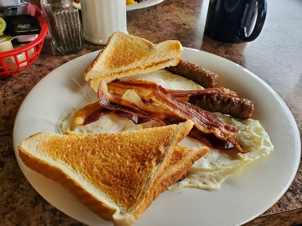 Pappas Diner 2531 Apalachee Pkwy, Tallahassee