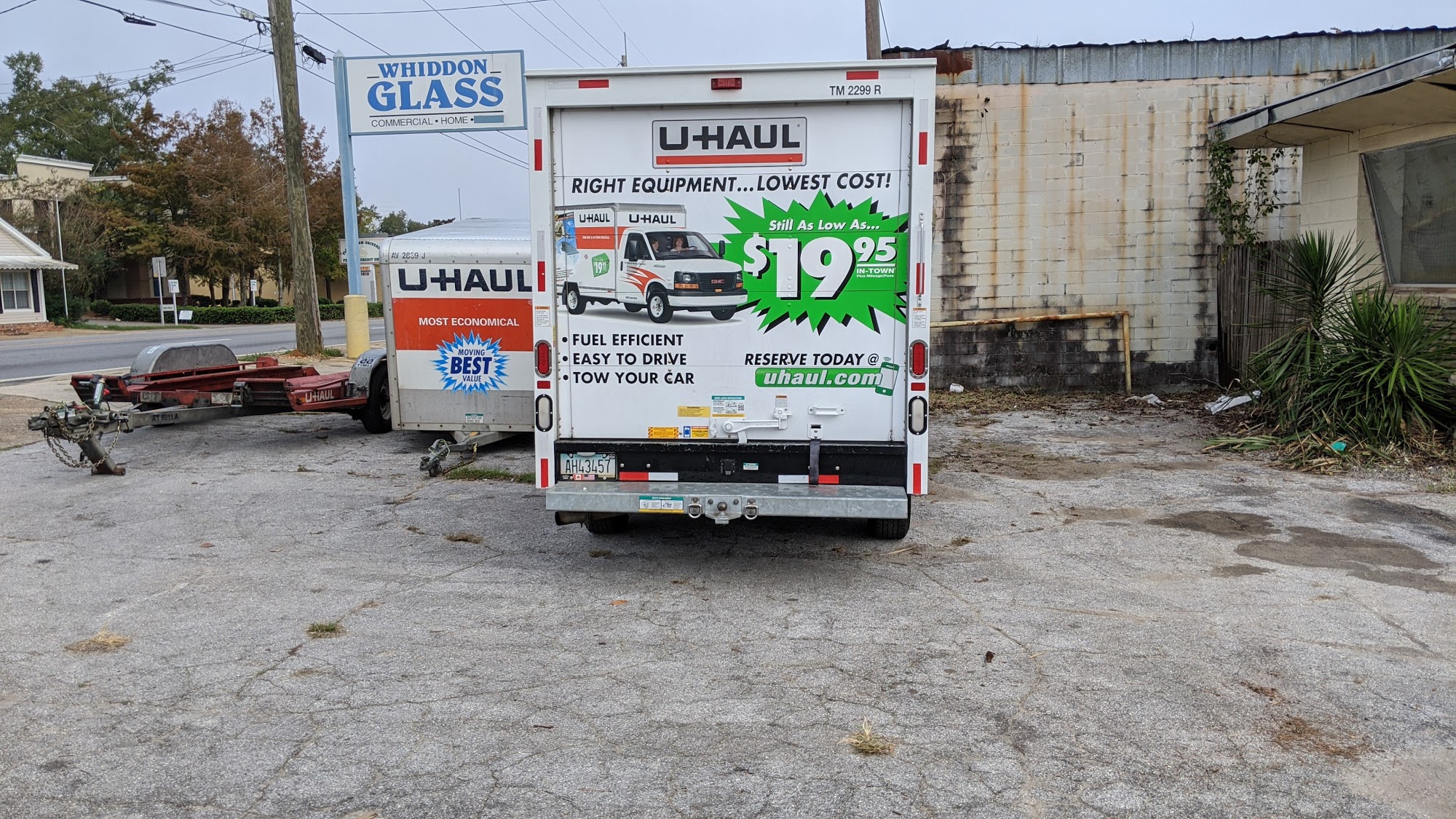 U-Haul Neighborhood Dealer