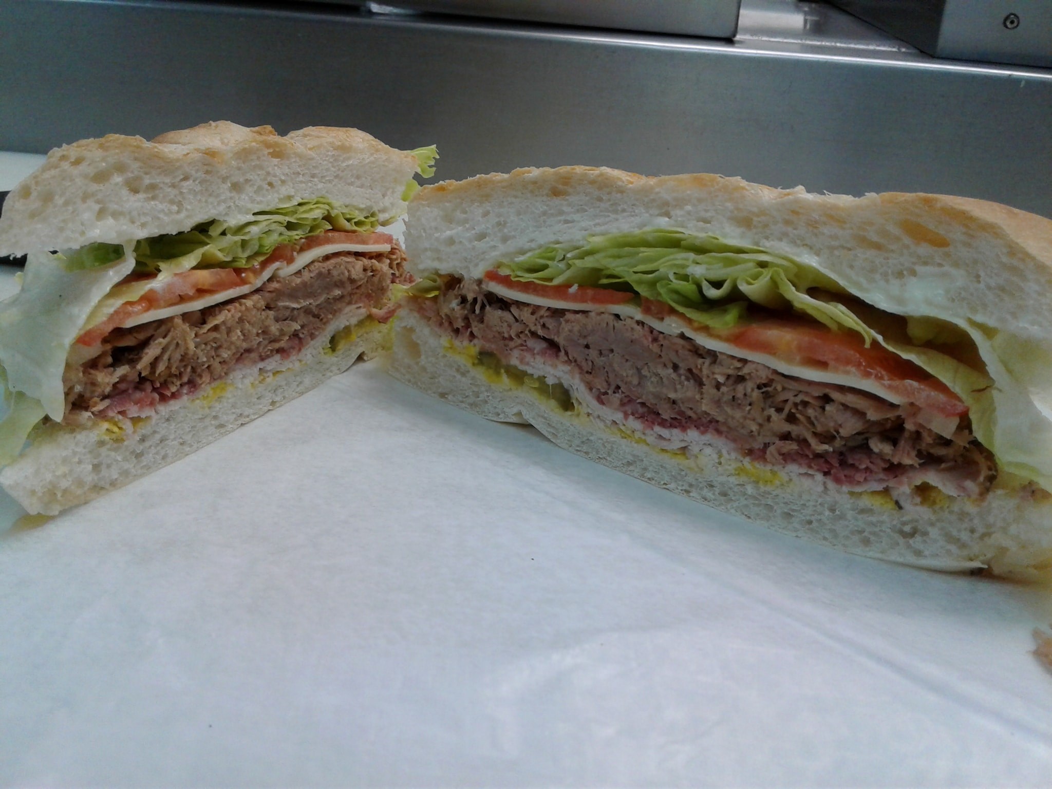 Gonzo's Sandwich Shop 1902 N Himes Ave, Tampa