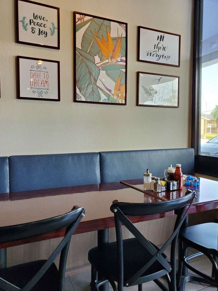 Shellys Cafe 14837 N Florida Ave, Tampa