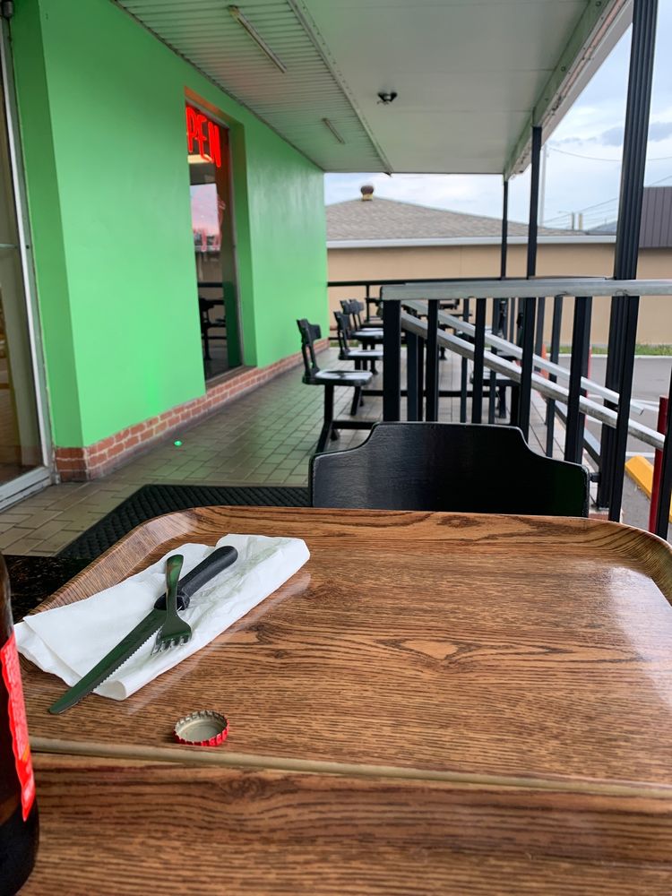 Pipo's Restaurant 7233 W Hillsborough Ave, Tampa