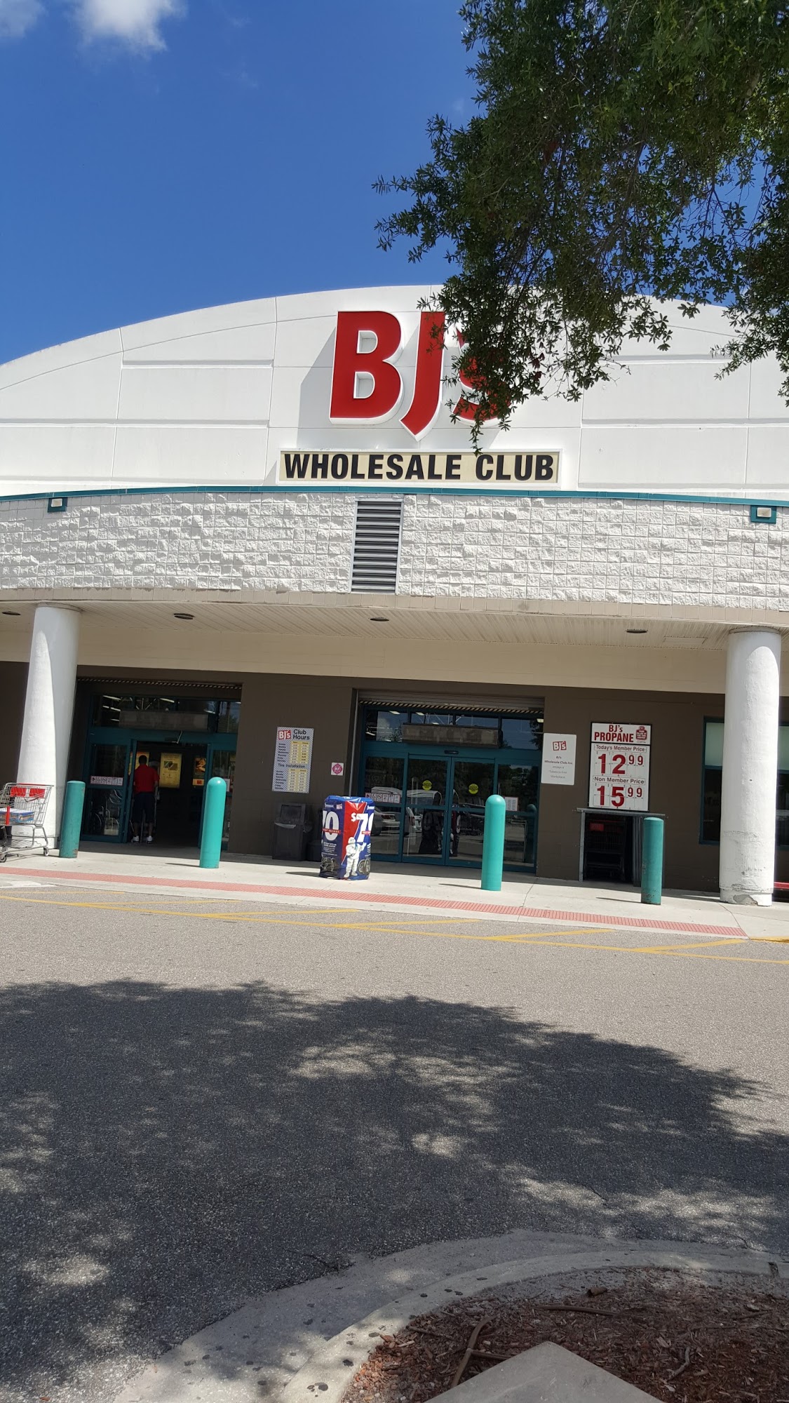 BJ's Tire Center