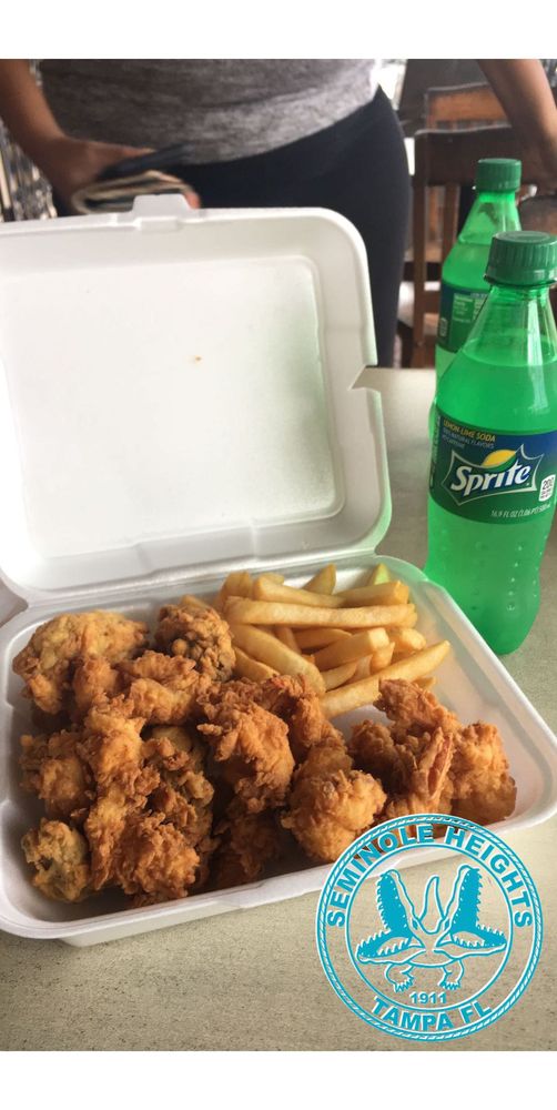 Blue Sea Seafood Market & Restaurant 7110 N Nebraska Ave, Tampa